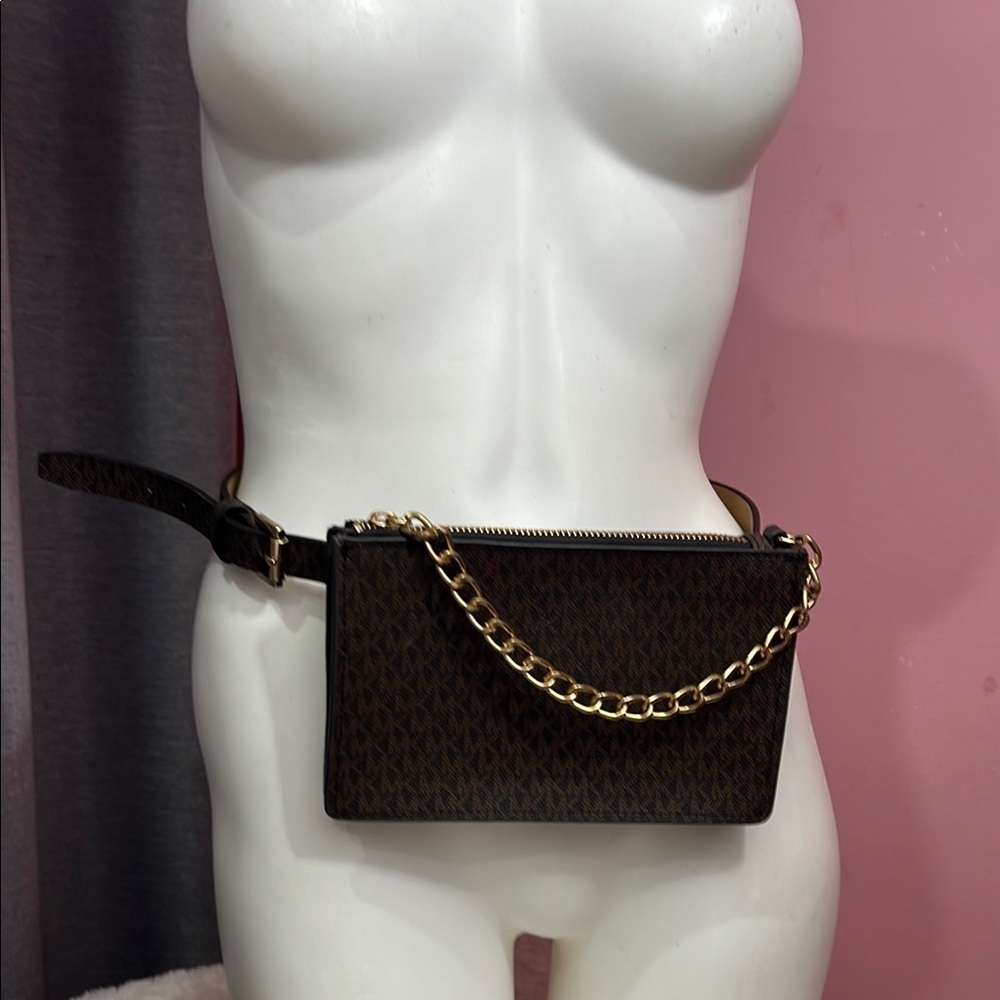 COPY - MICHAEL KORS Pre-Loved Belt Bag